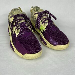 Adidas Mens Dame 8 Purple Yellow Basketball Shoes Sneakers Sz 10.5 Need  Insoles